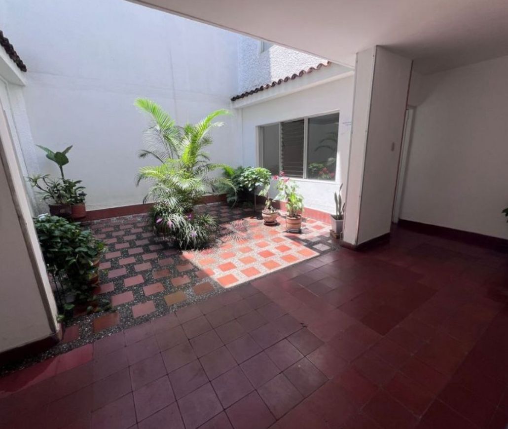 Casa en venta Antioquia Envigado La Mesa 228 m2 Habitaciones 4 Baños 2 Garajes 0 Precio $780000000