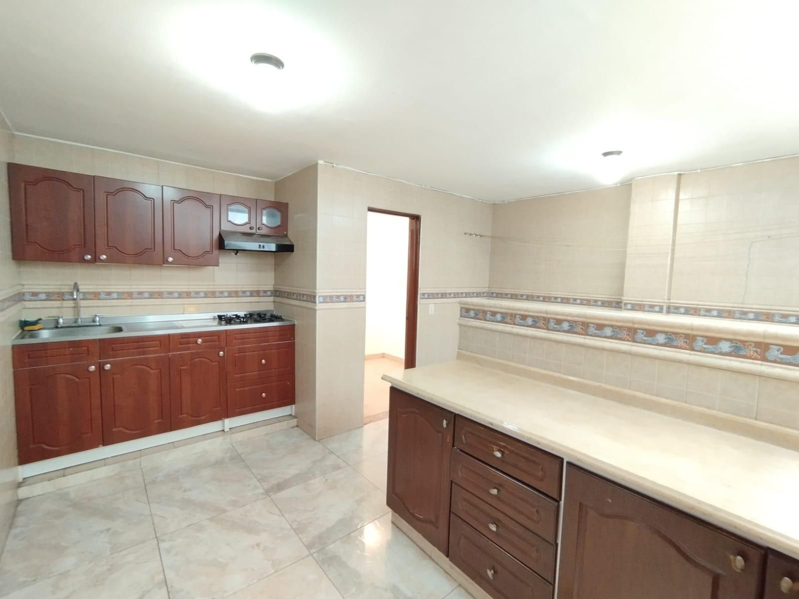 Apartamento en venta Valle Del Cauca Cali Santa Anita - La Selva 125 m2 Habitaciones 5 Baños 3 Garajes 1 Precio $355000000