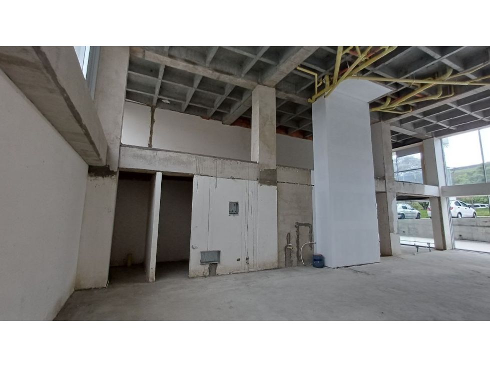 Local en arriendo Risaralda Pereira Pereira 200 m2 Habitaciones 0 Baños 1 Garajes 2 Precio $18218850