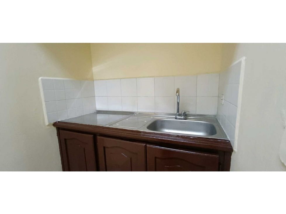 Local en arriendo Antioquia Medellín Boston 22 m2 Habitaciones 0 Baños 1 Garajes 0 Precio $3000000