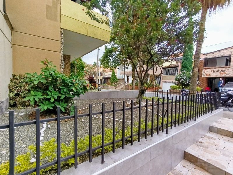 Local en venta Antioquia Medellín Las Granjas 24 m2 Habitaciones 0 Baños 1 Garajes 0 Precio $190000000