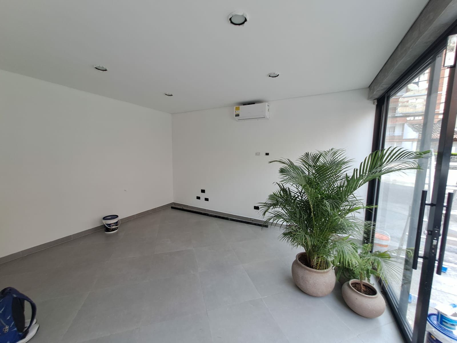 Local en arriendo Antioquia Medellín Laureles 20 m2 Habitaciones 0 Baños 1 Garajes 0 Precio $2800000