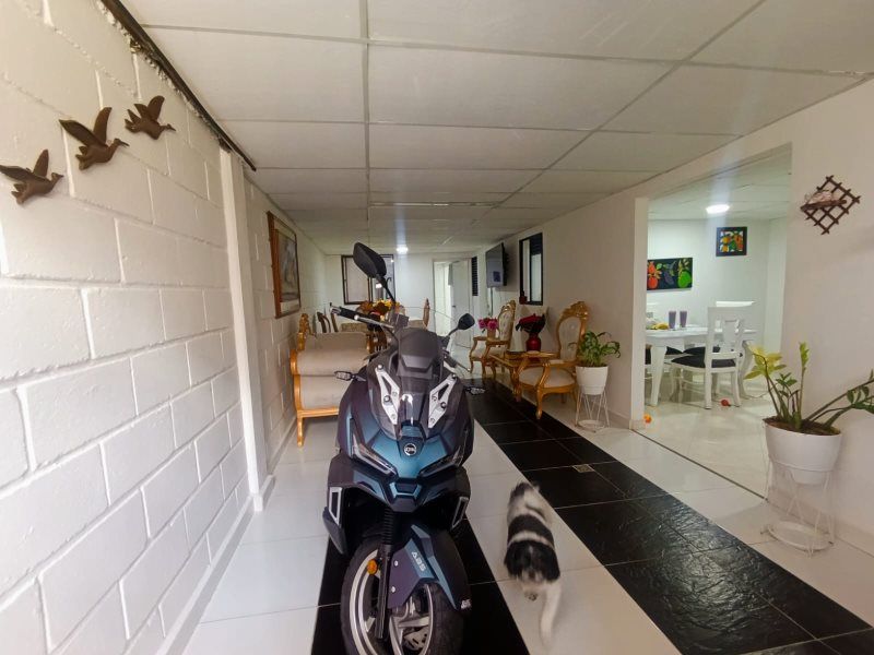 Apartamento en venta Antioquia Medellín San Bernardo 94 m2 Habitaciones 3 Baños 1 Garajes 0 Precio $295000000