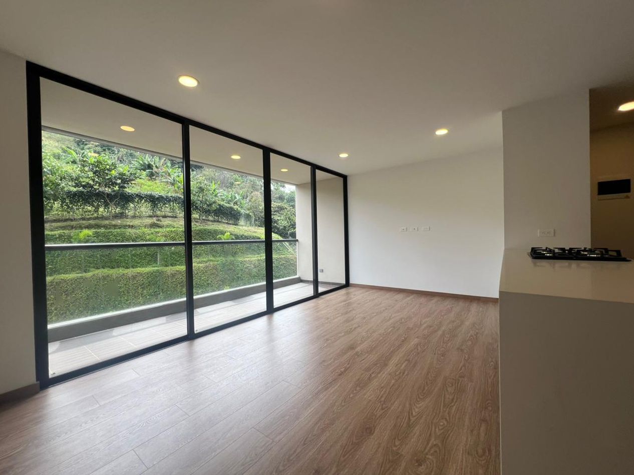 Apartamento en arriendo Antioquia Envigado Trianon 85 m2 Habitaciones 3 Baños 2 Garajes 2 Precio $4150000