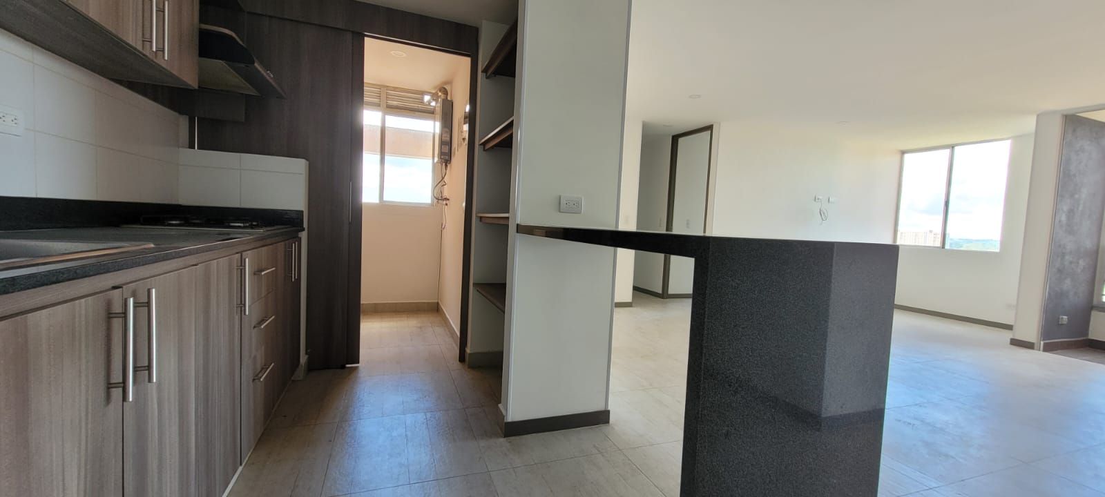 Apartamento en arriendo Antioquia Rionegro Cuatro Esquinas 78 m2 Habitaciones 3 Baños 2 Garajes 1 Precio $2300000