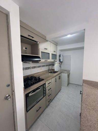 Apartamento en arriendo Antioquia Medellín Altavista 45 m2 Habitaciones 2 Baños 1 Garajes 1 Precio $2400000