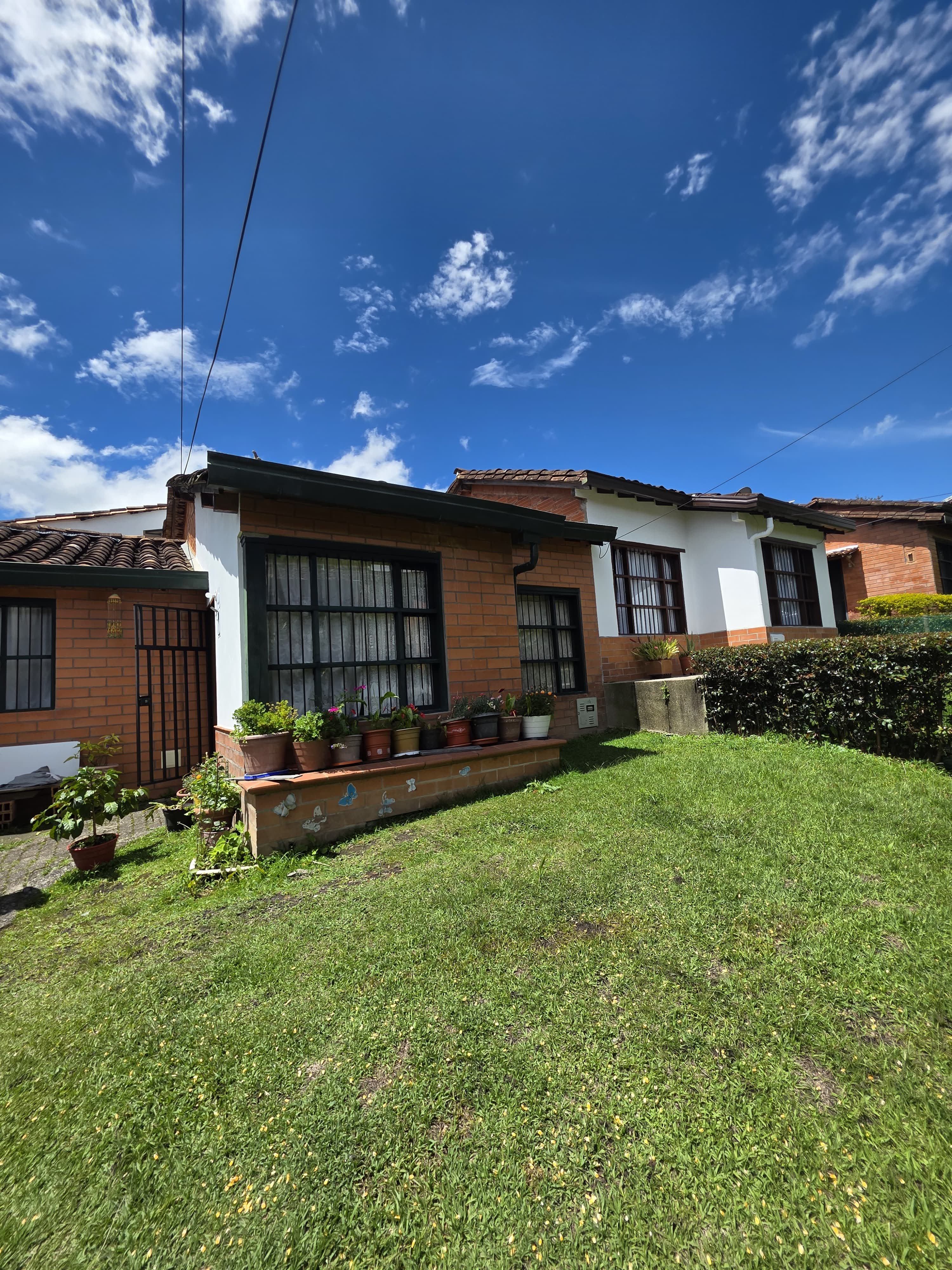 Apartamento en arriendo Antioquia Rionegro Cuatro Esquinas 120 m2 Habitaciones 3 Baños 2 Garajes 0 Precio $2000000