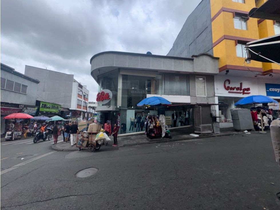 Local en arriendo Quindío Armenia Sector Centro 170 m2 Habitaciones 0 Baños 3 Garajes 0 Precio $2500000