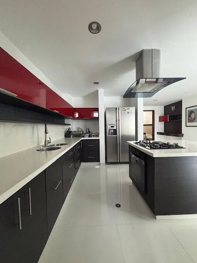 Apartamento en arriendo Risaralda Pereira Los Alpes 102 m2 Habitaciones 2 Baños 3 Garajes 1 Precio $3700000