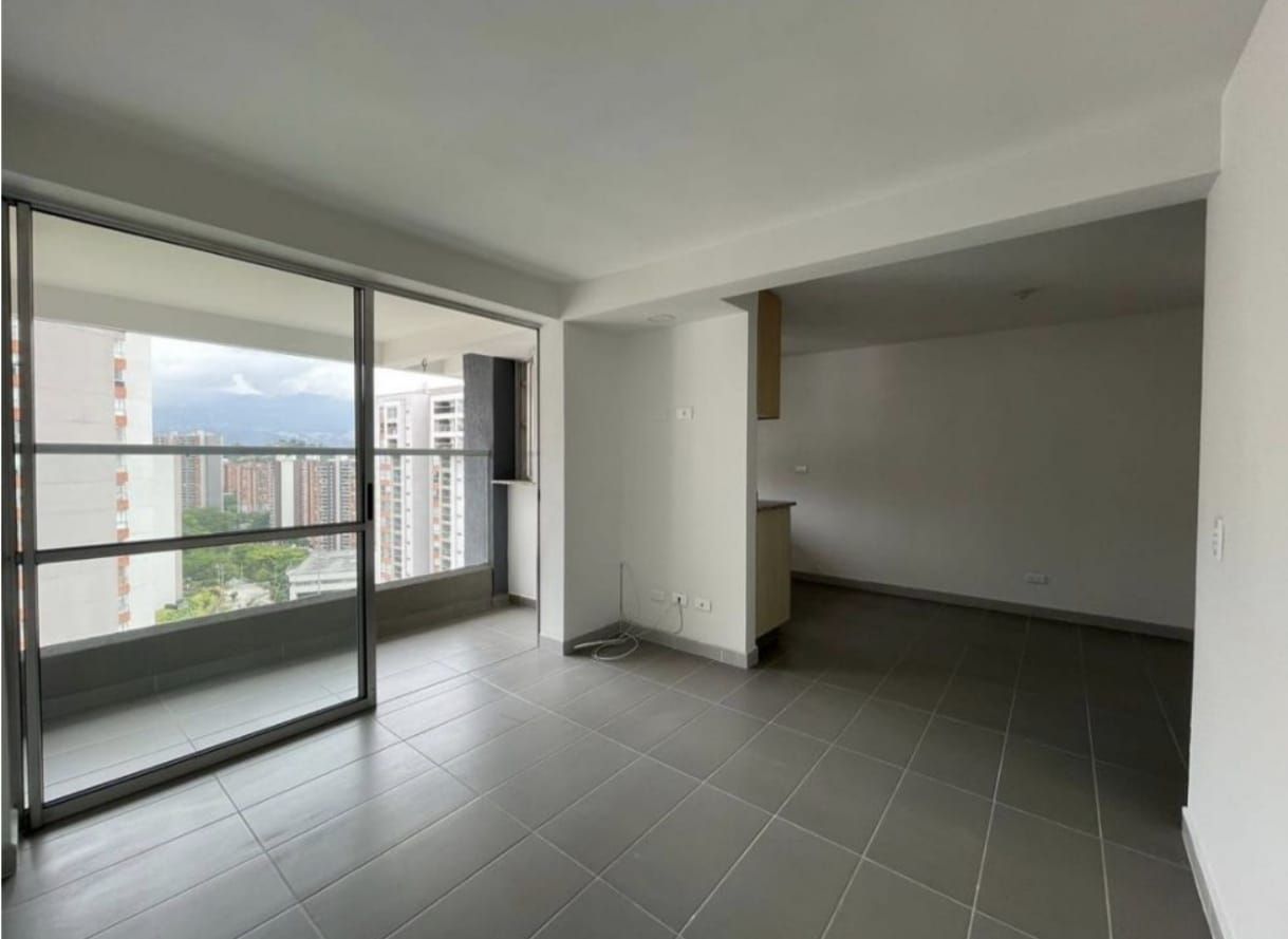 Apartamento en venta Antioquia Medellín Loma De Los Bernal 65 m2 Habitaciones 3 Baños 2 Garajes 1 Precio $480000000