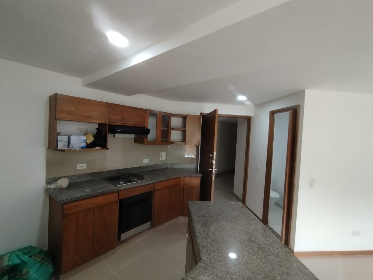 Apartamento en arriendo Antioquia Sabaneta Betania 109 m2 Habitaciones 3 Baños 3 Garajes 1 Precio $3500000