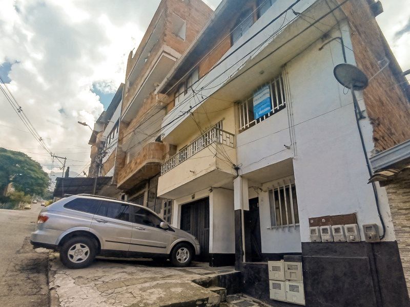 Apartamento en arriendo Antioquia Medellín Manrique Oriental 72 m2 Habitaciones 3 Baños 2 Garajes 0 Precio $1200000