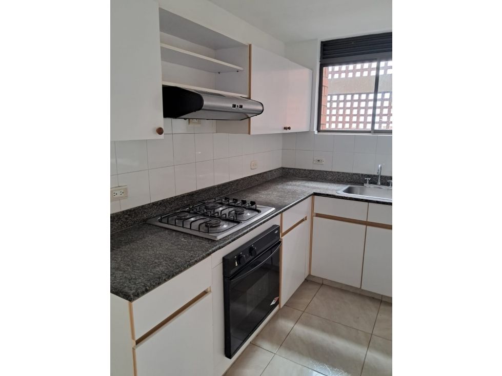 Apartamento en arriendo Antioquia Envigado Villa Santa Teresa 113 m2 Habitaciones 3 Baños 3 Garajes 1 Precio $4000000