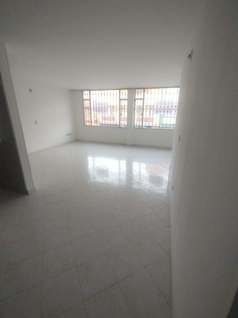 Apartamento en arriendo Cundinamarca Bogotá Santa Helenita 80 m2 Habitaciones 3 Baños 2 Garajes 1 Precio $2000000