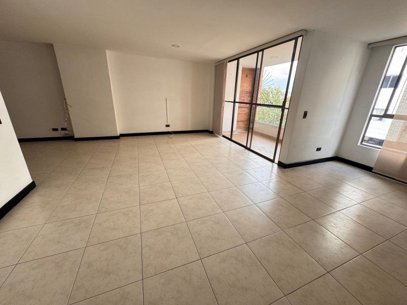 Apartamento en arriendo Antioquia Envigado San Marcos 98 m2 Habitaciones 3 Baños 2 Garajes 1 Precio $3400000