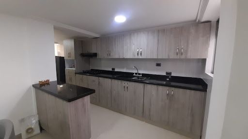Apartamento en arriendo Antioquia Medellín Urbanizacion Valdorroble 95 m2 Habitaciones 3 Baños 2 Garajes 1 Precio $3000000