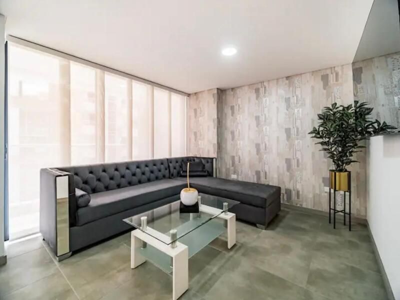 Apartamento en arriendo Antioquia Medellín Los Conquistadores 101 m2 Habitaciones 3 Baños 3 Garajes 1 Precio $3900000