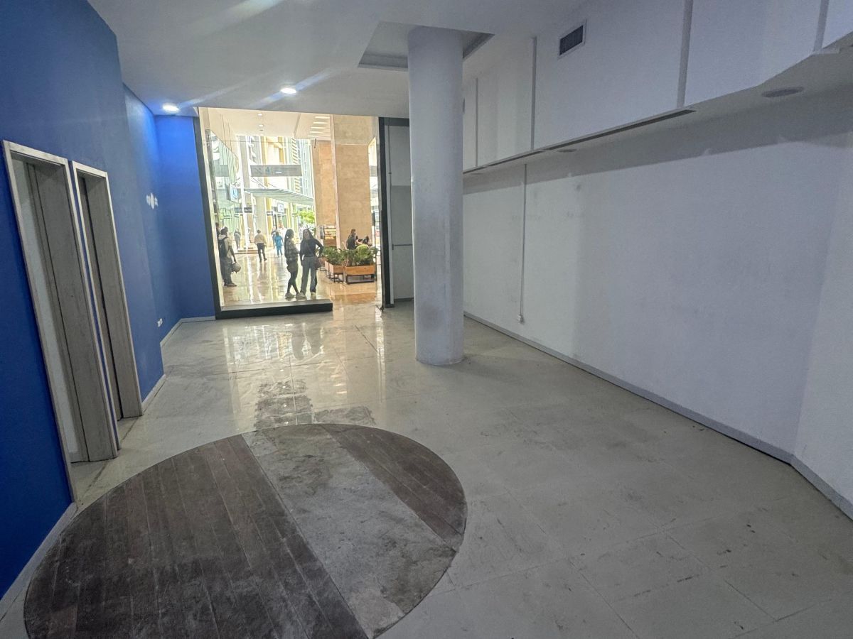 Local en arriendo Antioquia Medellín La Florida 66 m2 Habitaciones 0 Baños 1 Garajes 0 Precio $10400000