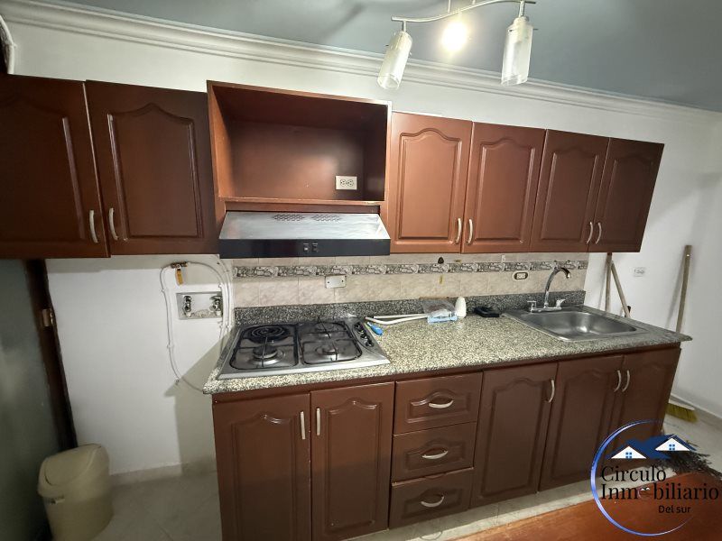 Apartamento en arriendo Antioquia Envigado Zona Centro 70 m2 Habitaciones 3 Baños 2 Garajes 0 Precio $2500000