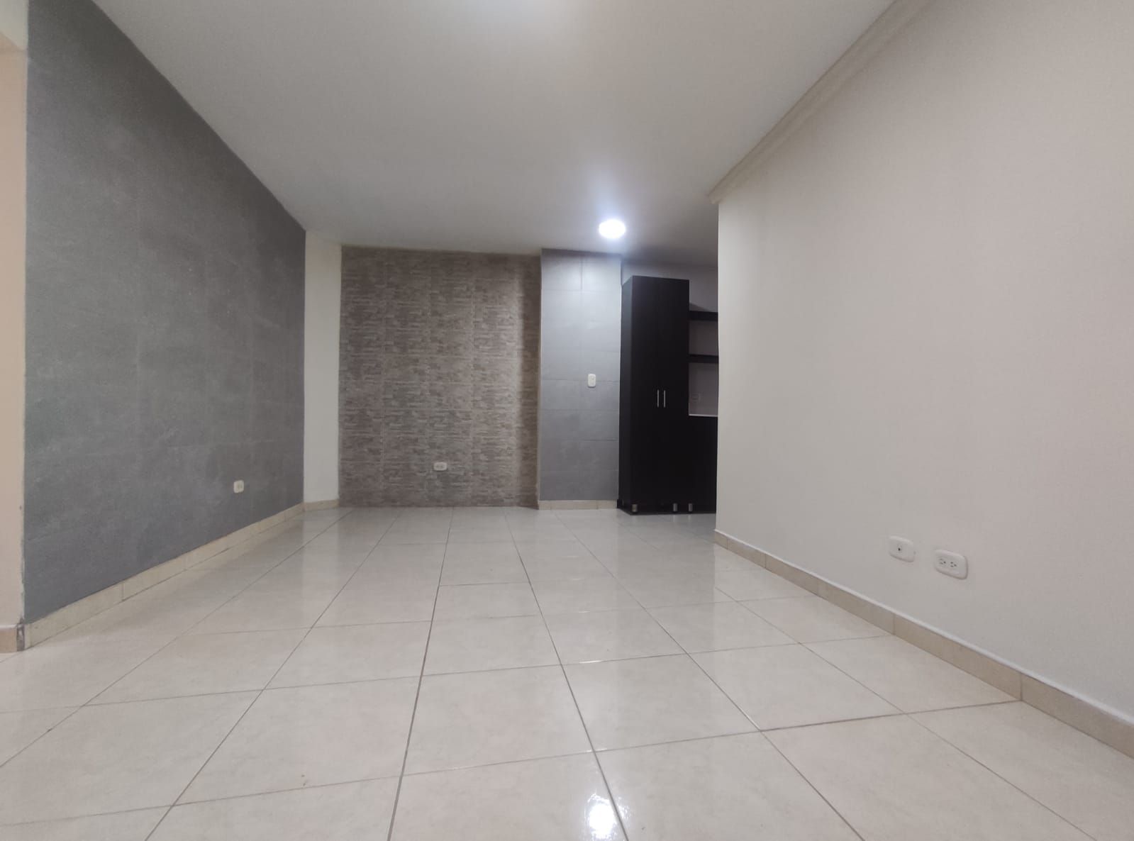 Casa en arriendo Antioquia Medellín Los Pinos 126 m2 Habitaciones 3 Baños 2 Garajes 1 Precio $3700000