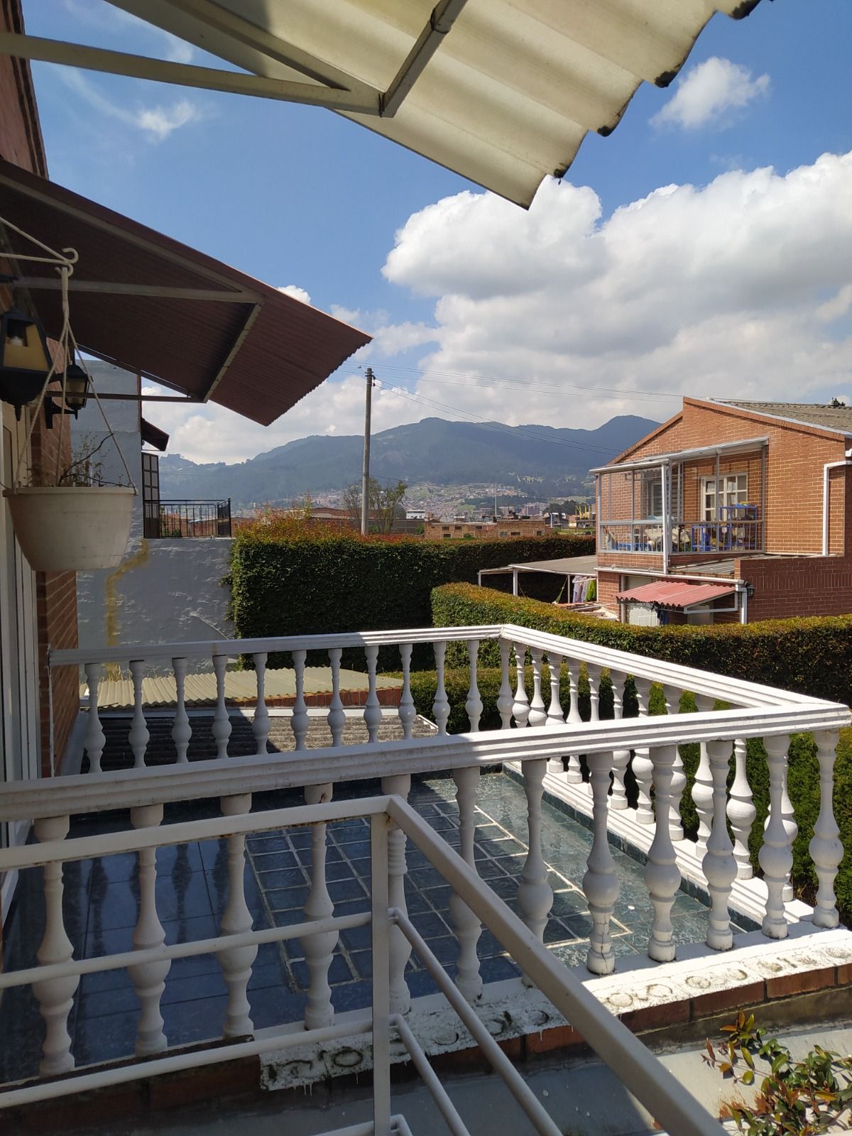 Casa en venta Cundinamarca Zipaquirá Vereda Centro 108 m2 Habitaciones 3 Baños 2 Garajes 2 Precio $480000000