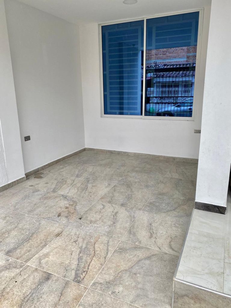 Apartamento en arriendo Valle Del Cauca Cali El Sena 90 m2 Habitaciones 3 Baños 2 Garajes 0 Precio $1800000