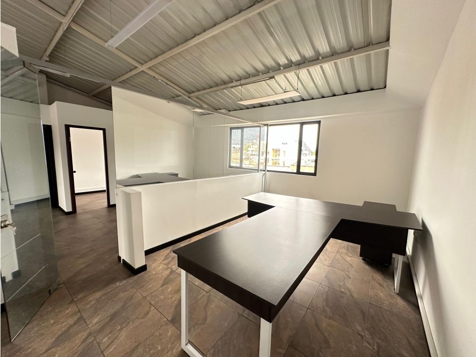 Oficina en arriendo Cundinamarca Bogotá El Recuerdo 92 m2 Habitaciones 0 Baños 2 Garajes 0 Precio $3350000