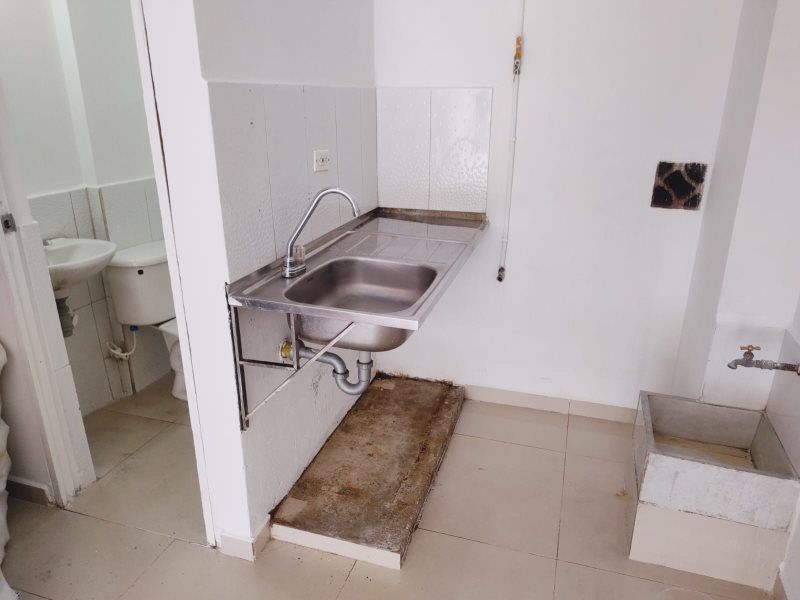 Local en arriendo Antioquia Medellín Santa Cruz 30 m2 Habitaciones 0 Baños 1 Garajes 0 Precio $2000000