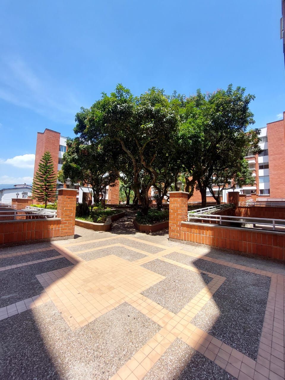 Apartamento en arriendo Antioquia Medellín Santa Rosa De Lima 85 m2 Habitaciones 3 Baños 2 Garajes 1 Precio $2650000