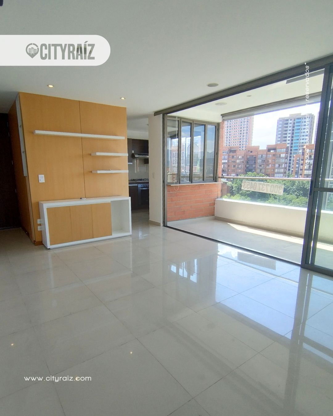 Apartaestudio en arriendo Antioquia Medellín Los Balsos No1 69 m2 Habitaciones 1 Baños 2 Garajes 1 Precio $3800000