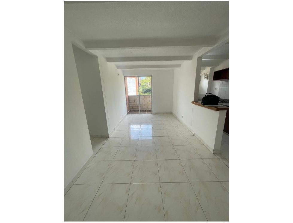 Apartamento en arriendo Antioquia Itagüí Zona Rural 57 m2 Habitaciones 3 Baños 2 Garajes 0 Precio $2000000