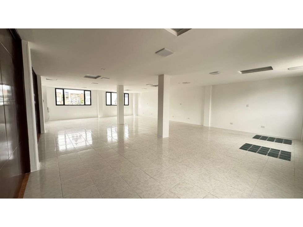 Oficina en arriendo Cundinamarca Bogotá El Recuerdo 92 m2 Habitaciones 0 Baños 2 Garajes 0 Precio $3350000