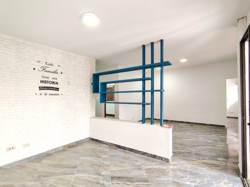 Local en arriendo Antioquia Medellín Calasanz 350 m2 Habitaciones 0 Baños 3 Garajes 0 Precio $10000000