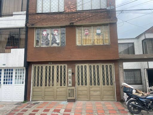 Apartamento en arriendo Cundinamarca Bogotá Ponderosa 120 m2 Habitaciones 3 Baños 2 Garajes 1 Precio $1700000