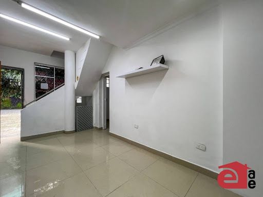 Casa en arriendo Antioquia Medellín La Aguacatala 120 m2 Habitaciones 4 Baños 2 Garajes 1 Precio $6000000