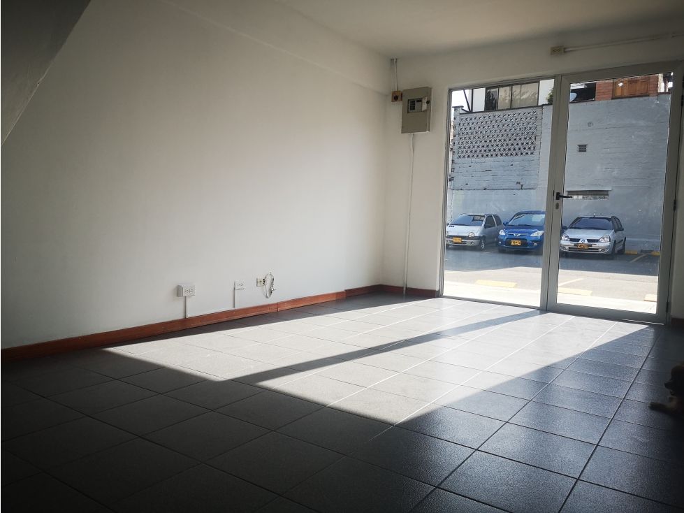 Local en arriendo Antioquia Itagüí Itagüí 40 m2 Habitaciones 0 Baños 1 Garajes 0 Precio $1550000