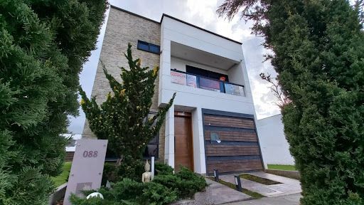 Casa en arriendo Antioquia Rionegro San Antonio 180 m2 Habitaciones 3 Baños 3 Garajes 1 Precio $6000000