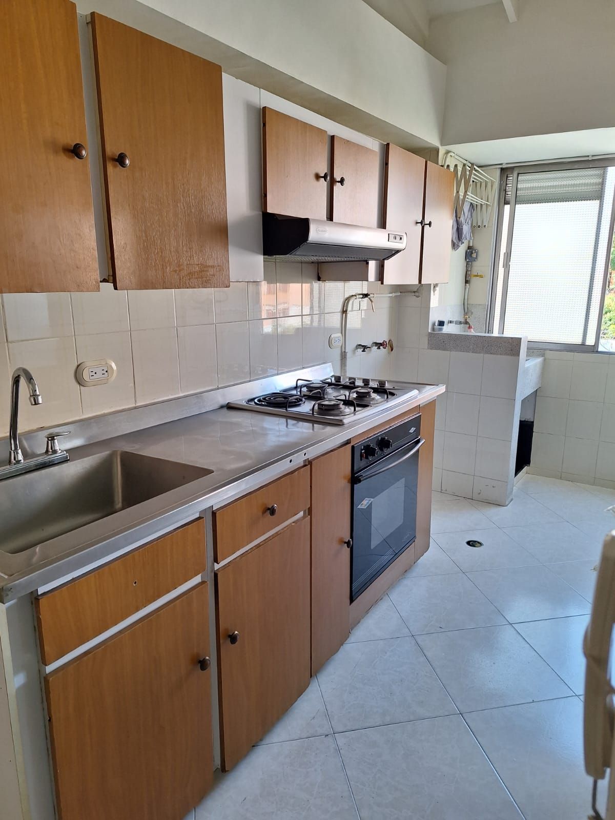 Apartamento en venta Antioquia Medellín Laureles 75 m2 Habitaciones 3 Baños 2 Garajes 1 Precio $380000000