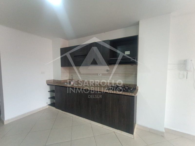 Apartamento en arriendo Antioquia Envigado Uribe Ángel 65 m2 Habitaciones 3 Baños 1 Garajes 0 Precio $1650000