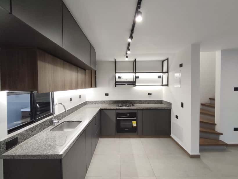 Casa en arriendo Risaralda Pereira Pereira 123 m2 Habitaciones 3 Baños 3 Garajes 2 Precio $4640000