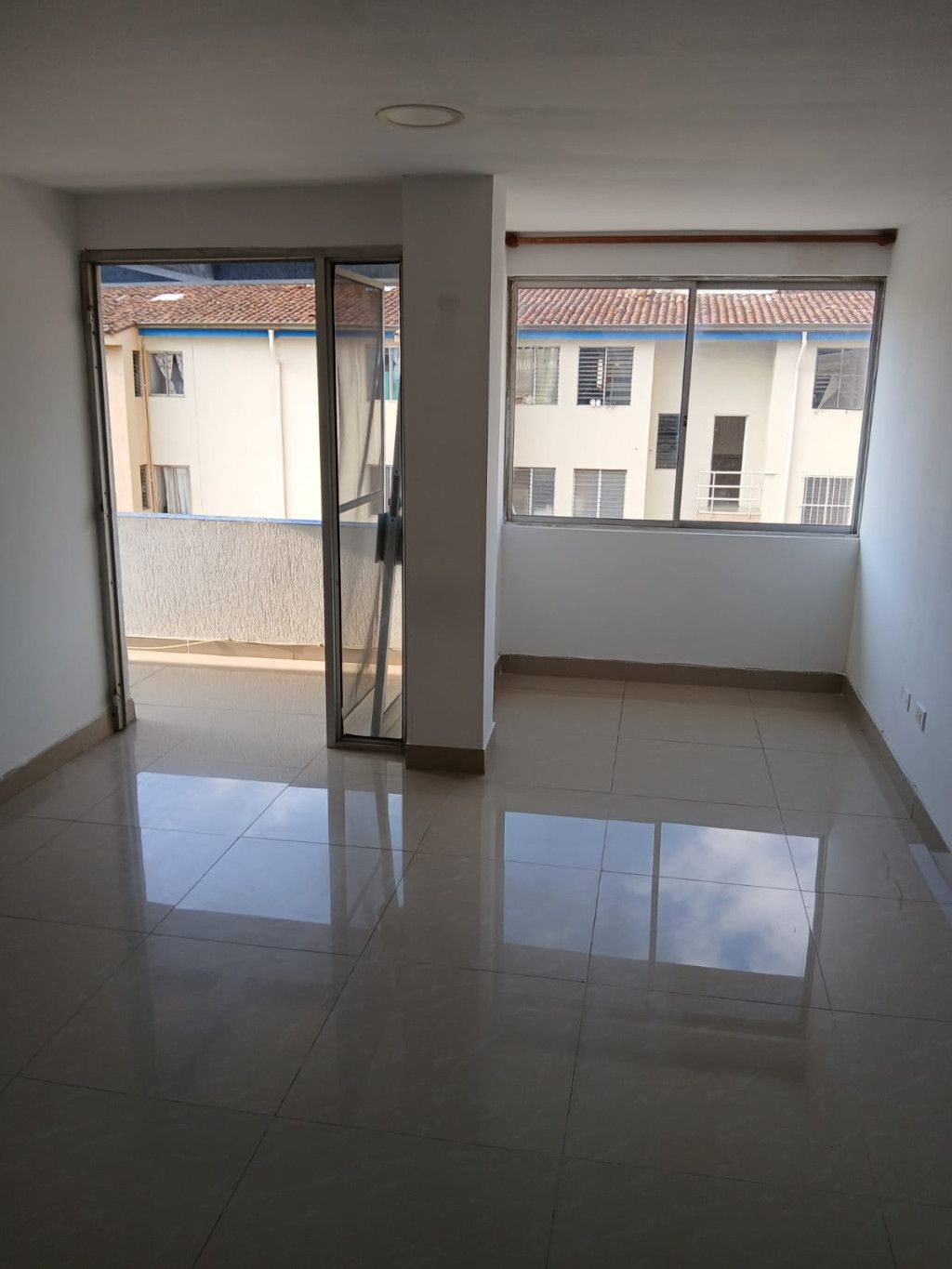 Apartamento en venta Valle Del Cauca Cali El Gran Limonar 88 m2 Habitaciones 3 Baños 3 Garajes 1 Precio $250000000