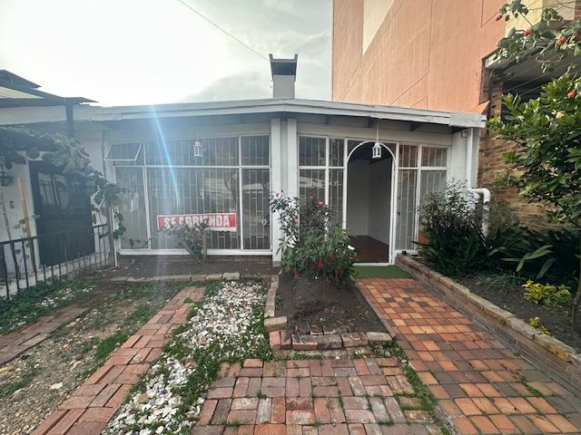 Casa en arriendo Cundinamarca Bogotá El Contador 180 m2 Habitaciones 1 Baños 2 Garajes 1 Precio $4500000