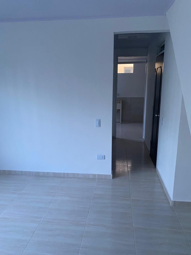 Apartamento en arriendo Valle Del Cauca Cali Lili 80 m2 Habitaciones 3 Baños 1 Garajes 0 Precio $1150000