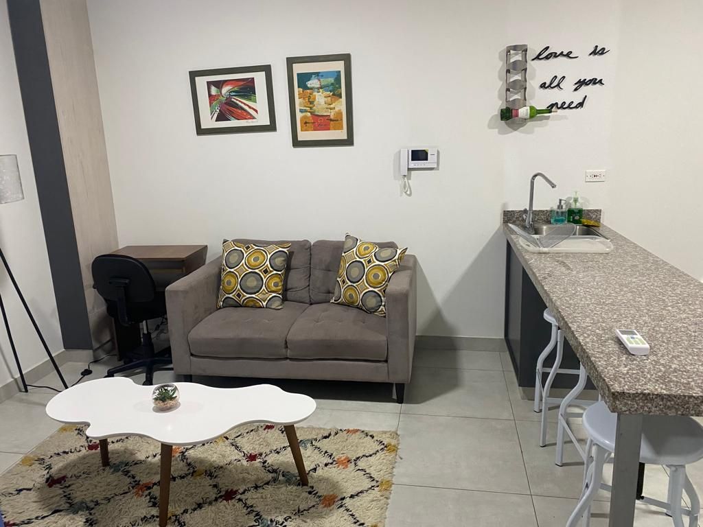 Apartaestudio en arriendo Valle Del Cauca Cali San Fernando Nuevo 38 m2 Habitaciones 1 Baños 1 Garajes 0 Precio $1500000