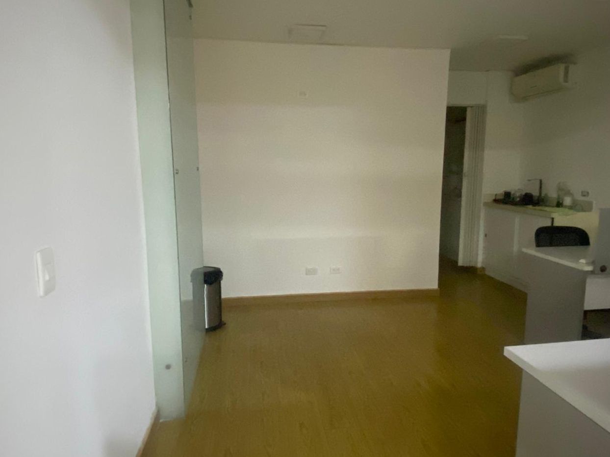 Local en arriendo Antioquia Medellín Altos Del Poblado 33 m2 Habitaciones 0 Baños 1 Garajes 0 Precio $5000000