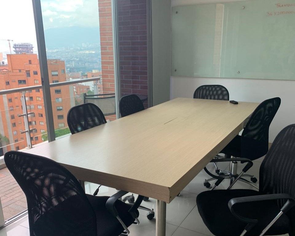 Oficina en venta Antioquia Medellín Altos Del Poblado 87 m2 Habitaciones 0 Baños 1 Garajes 1 Precio $660000000