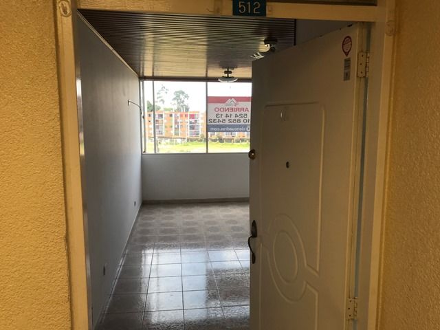 Apartamento en arriendo Cundinamarca Bogotá Ciudadela Cafam Et Iv 60 m2 Habitaciones 3 Baños 1 Garajes 1 Precio $1300000