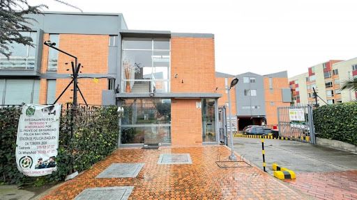 Casa en venta Cundinamarca Bogotá La Liberia 72 m2 Habitaciones 3 Baños 2 Garajes 1 Precio $375000000