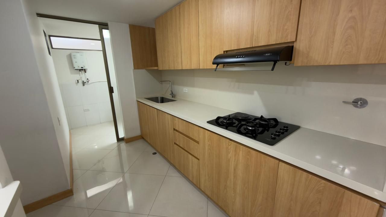 Apartamento en arriendo Antioquia Envigado La Orquídea 96 m2 Habitaciones 3 Baños 2 Garajes 0 Precio $3700000