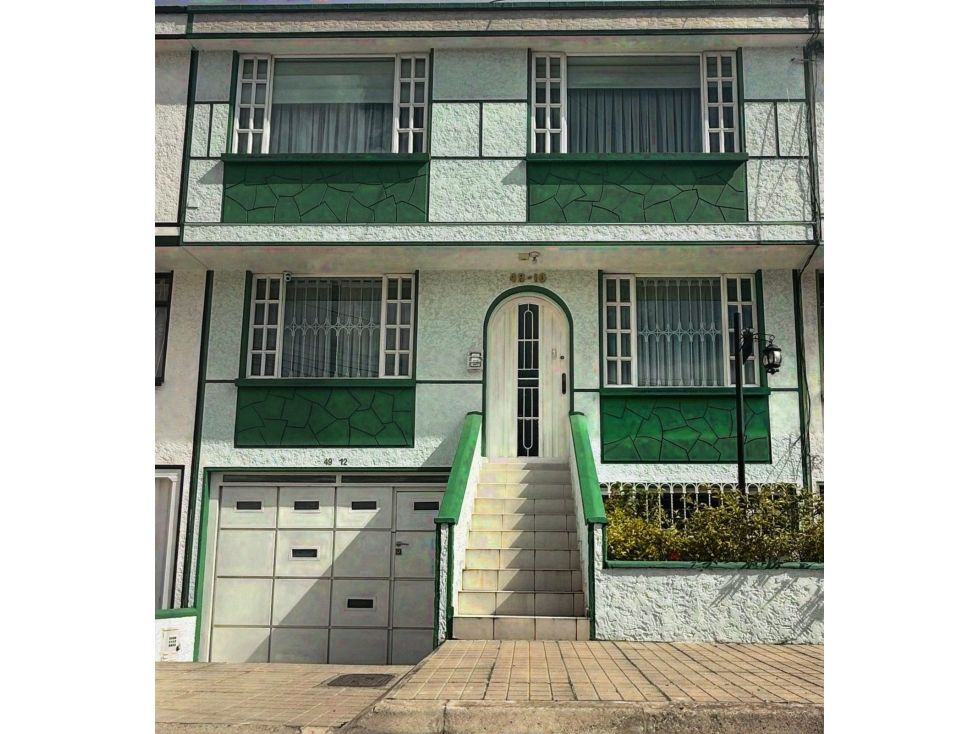 Casa en venta Cundinamarca Bogotá Villa Alsacia 238 m2 Habitaciones 4 Baños 3 Garajes 1 Precio $950000000